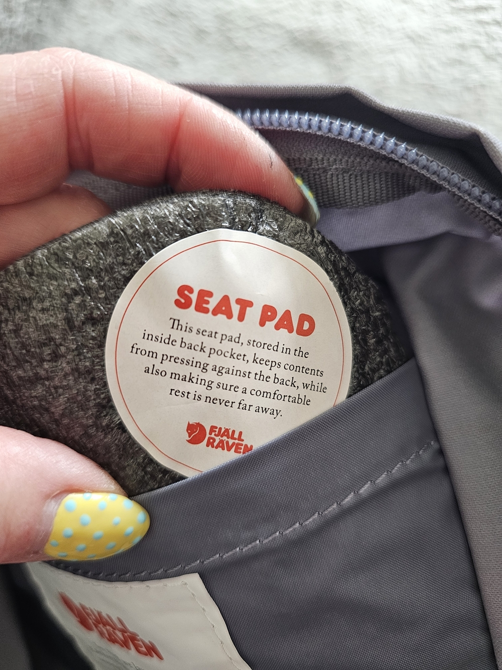 Fjallraven Kånken Mini Backpack in gray - Picture 9 of 16